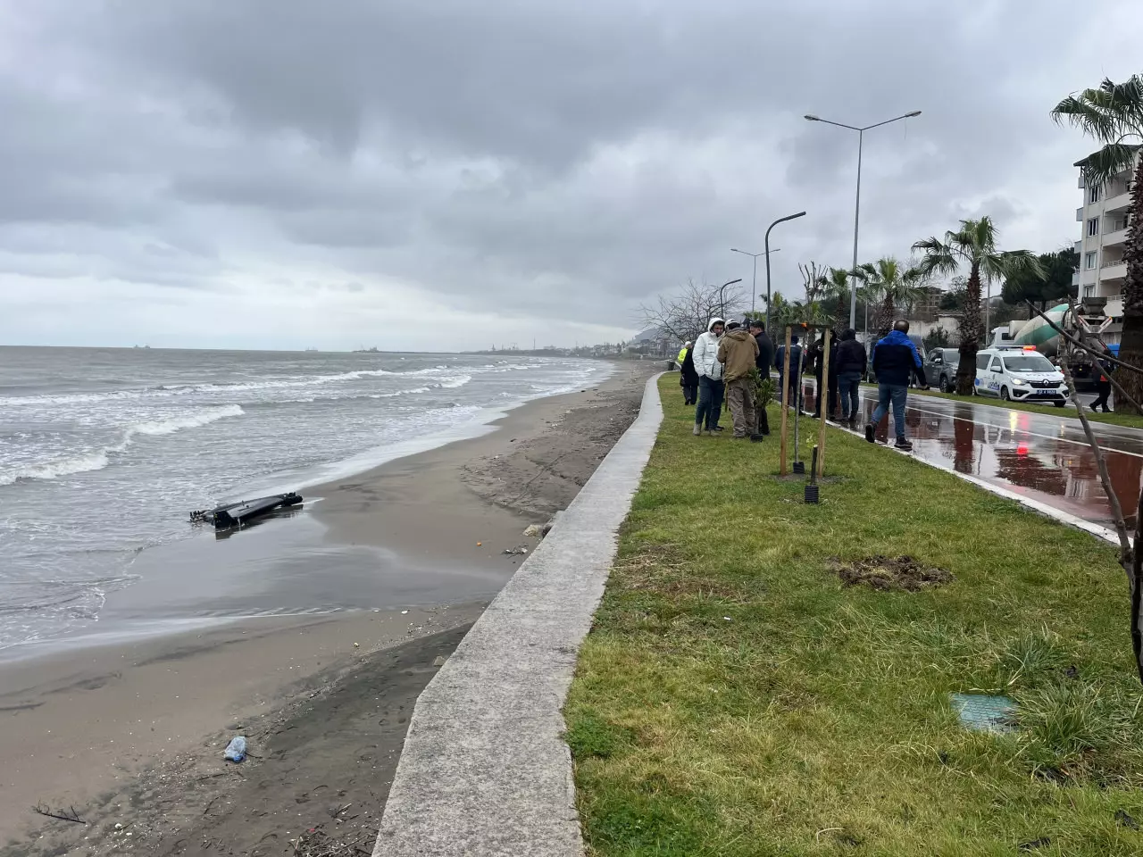 Ordu'da sahile vuran insansız hava aracı dikkat çekti! Olay yerine ekipler sevk edildi