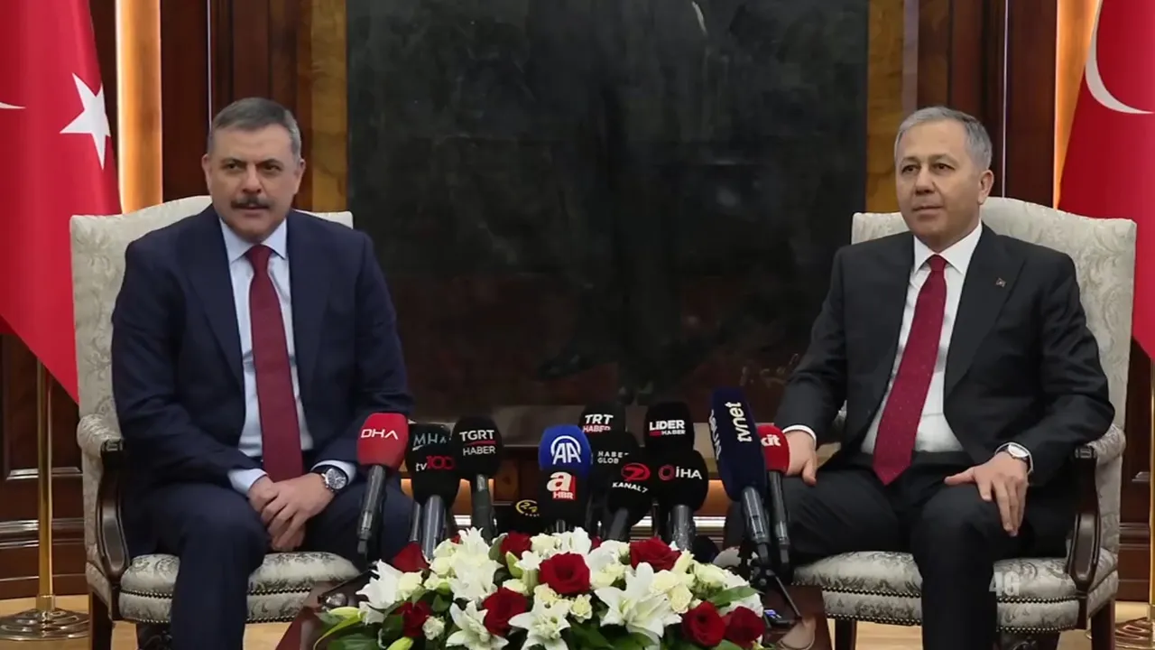 İçişleri Bakanlığı'nda devir teslim töreni: Ali Yerlikaya, görevini Mustafa Çiftçi'ye devretti