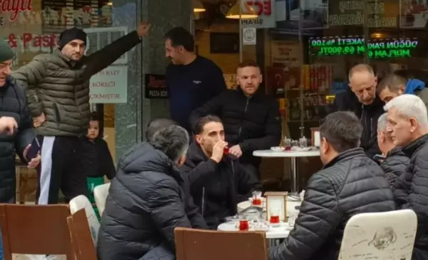 Galatasaray'ın yıldızı yaşadığı eski mahallesine gitti: İşte o ziyaretin nedeni...