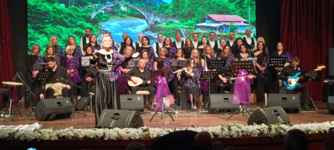 ‘Yedi Bölge Bir Sahne’de Karadeniz Coşkusu