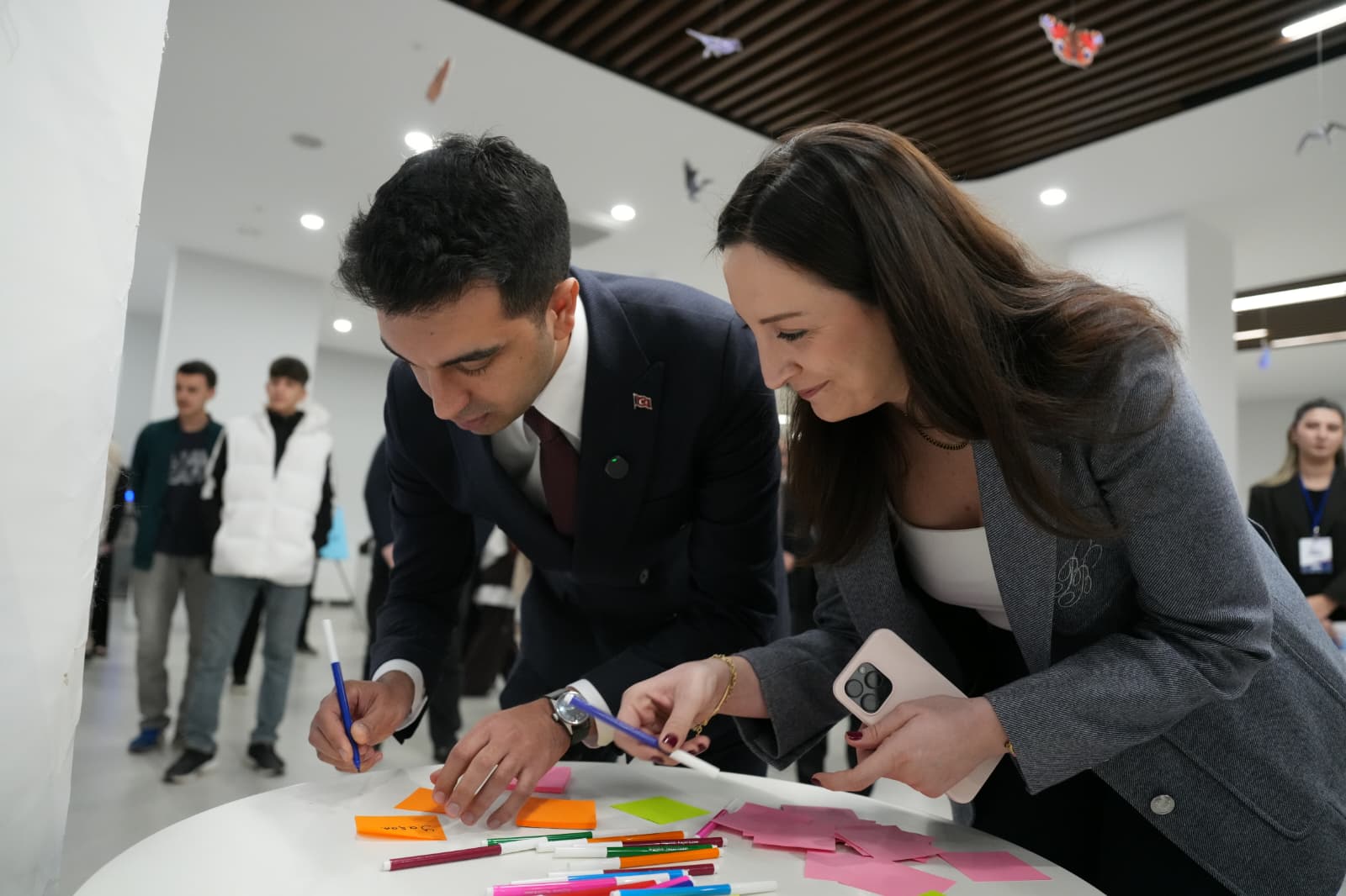 “Denizin Kucakladığı Şehir- Tuzla” kitabı çıktı!