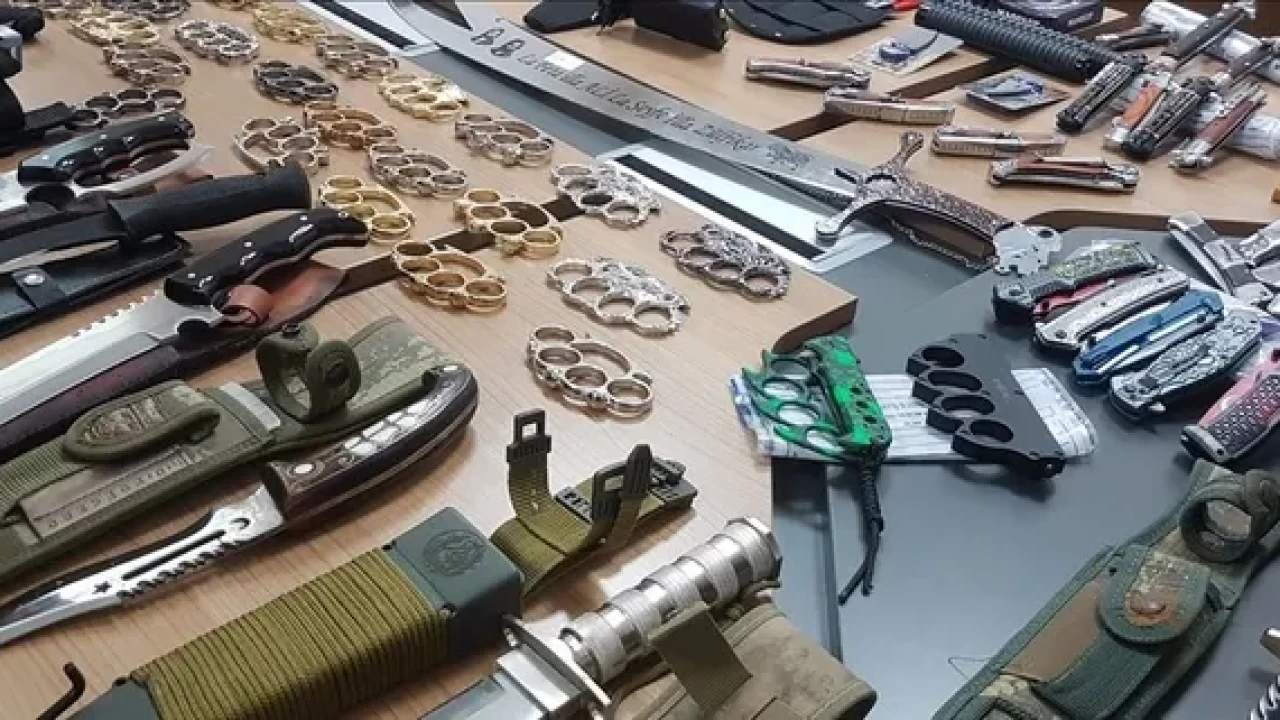 Ticaret Bakanlığı acımadı: Yasa dışı bahis ve bıçak satışlarına ceza yağdırdı!