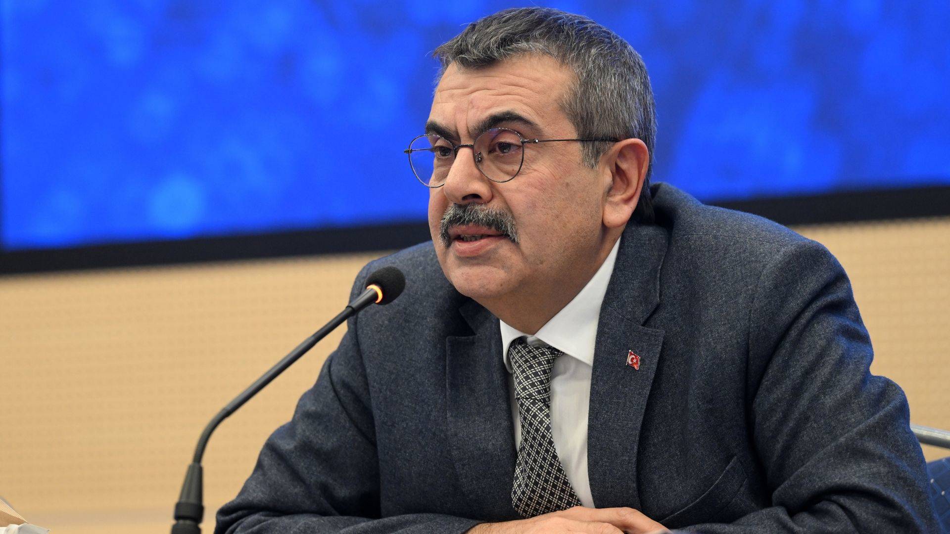 Yusuf Tekin'den "Maarif'in Kalbinde Ramazan" etkinliklerine gelen tepkilere ilişkin muhalefete açtı ağzını yumdu gözünü!