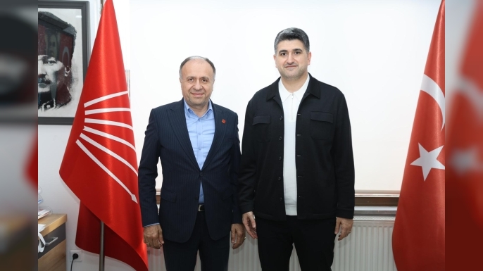 Ataşehir Belediye Başkanı Onursal Adıgüzel'den CHP Pendik İlçe Başkanı Niyazi Güneri'ye Ziyaret