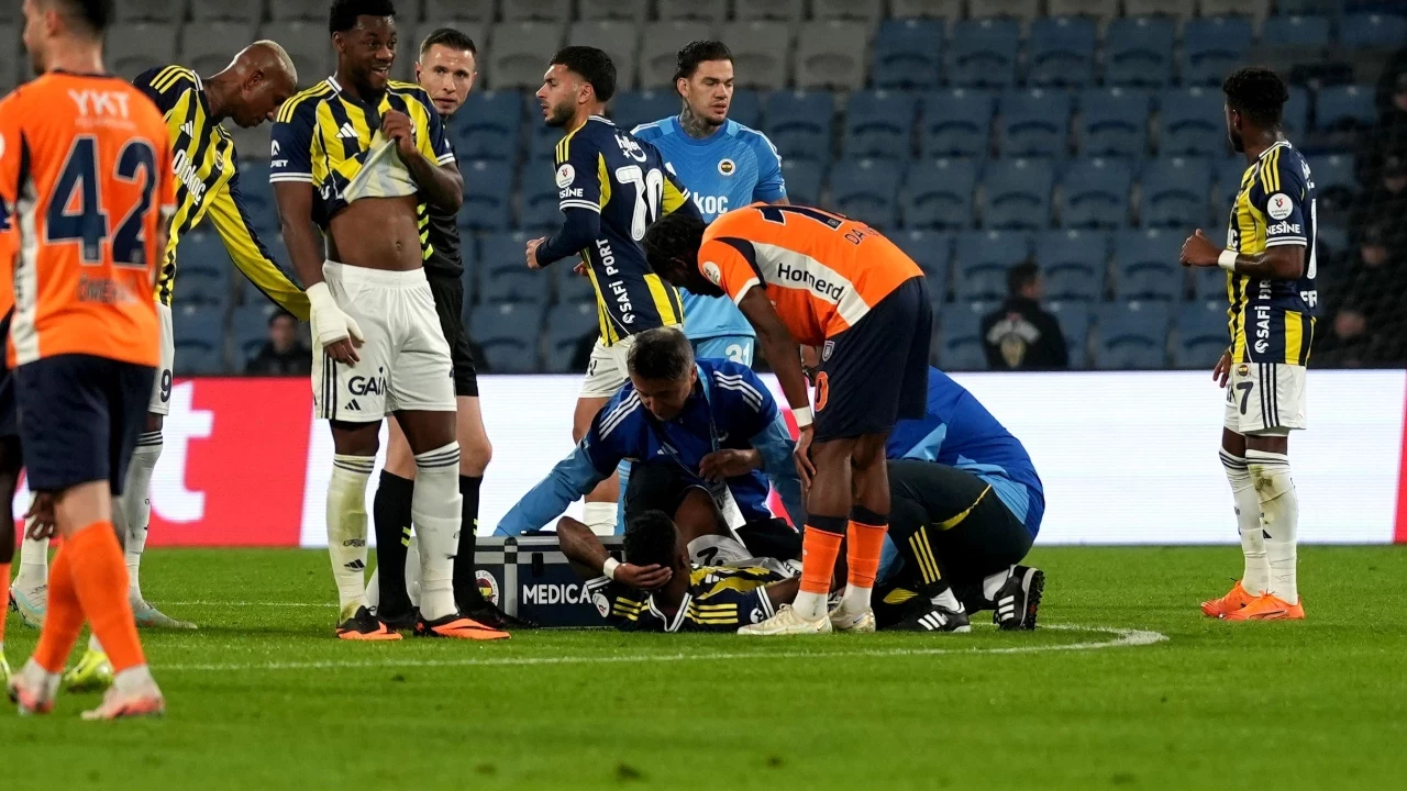 F.Bahçe'den peş peşe sakatlık haberi: 4 isim için kritik açıklama!