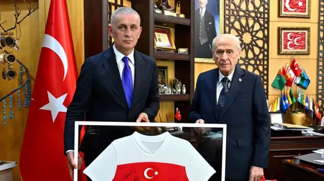 Bahçeli'den Hacıosmanoğlu'na destek mesajı: Cesurdur, delikanlıdır, yoluna devam etmelidir