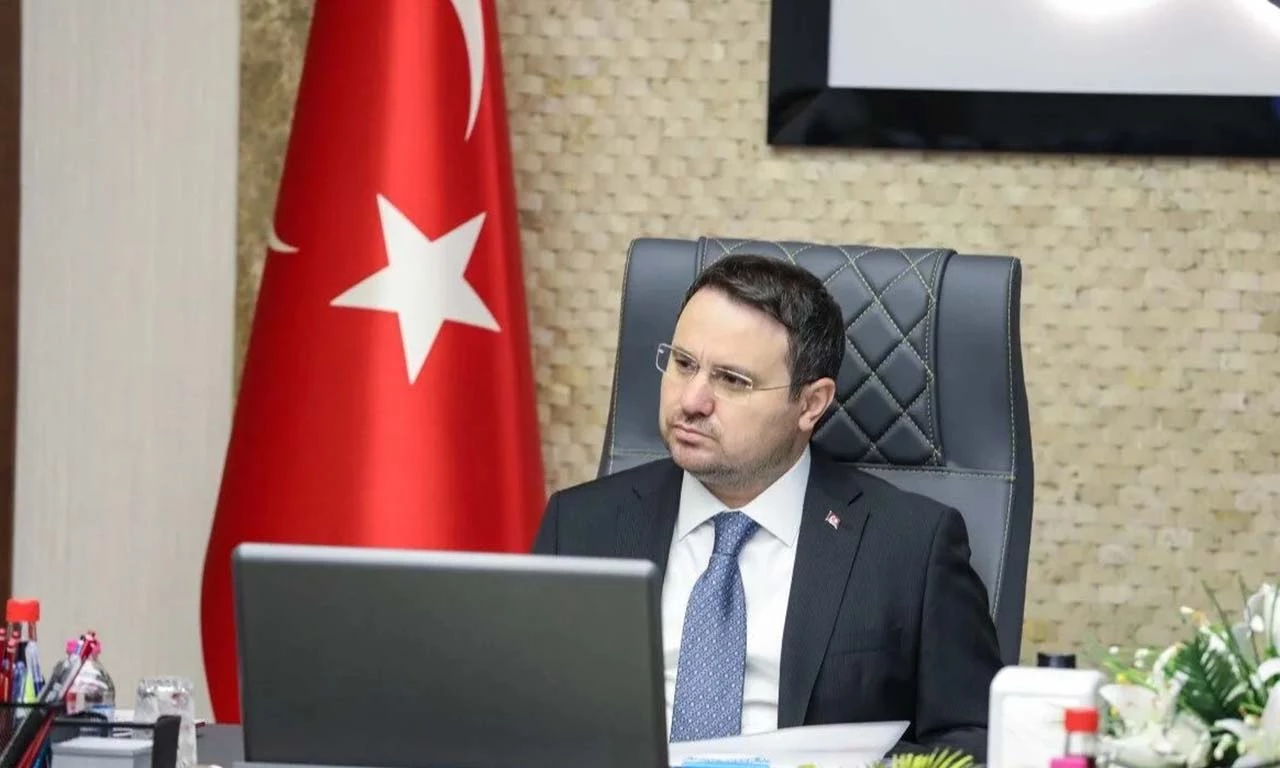 Bakan Gürlek kolları sıvadı! 81 ile talimat: Bataklığı kurutacağız!