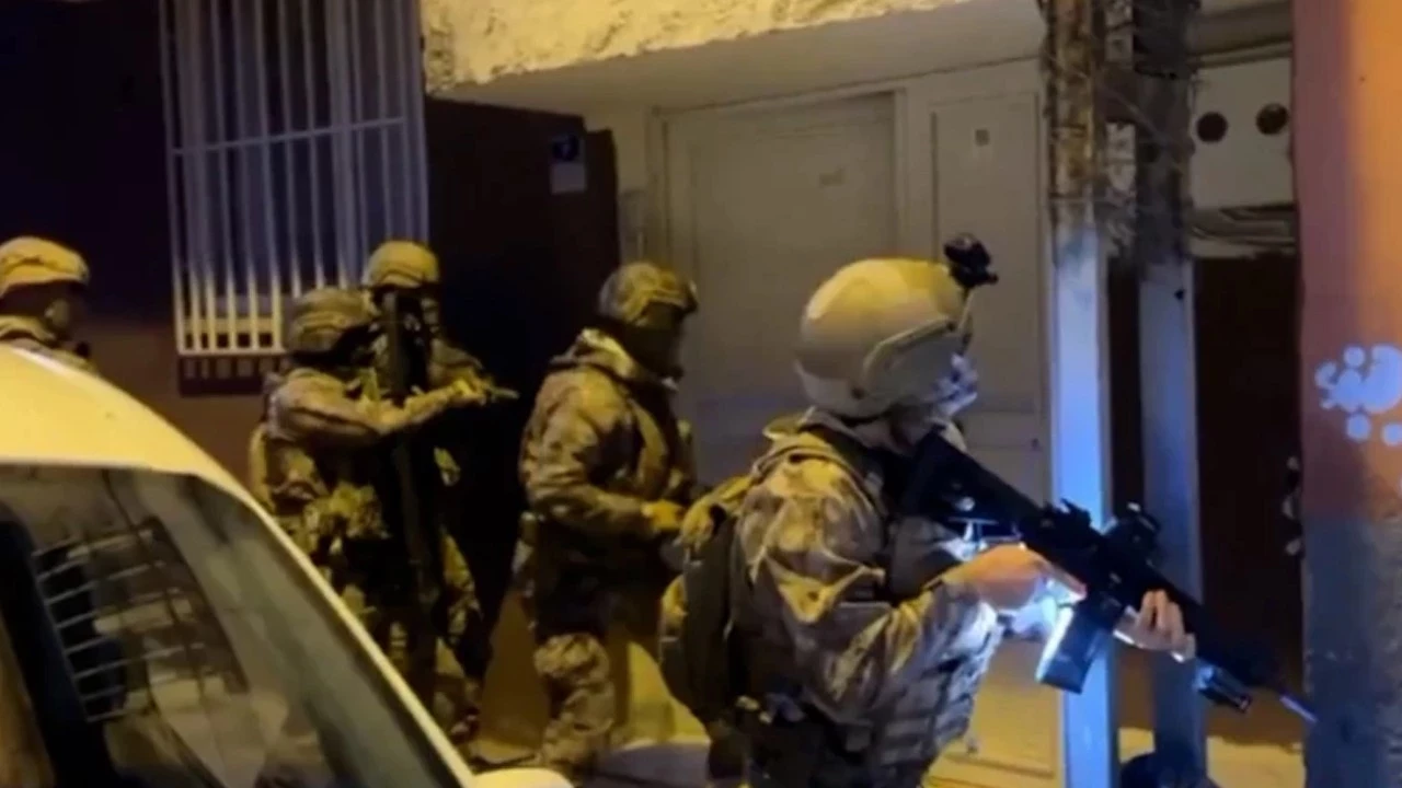 İçişleri Bakanlığı duyurdu: 35 ilde başlatılan DEAŞ operasyonu ile 184 şüpheli yakalandı!