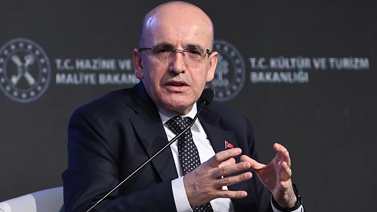 Bakan Şimşek'ten petrol zammı açıklaması: Eşel mobil ile şokun etkisini azaltacağız