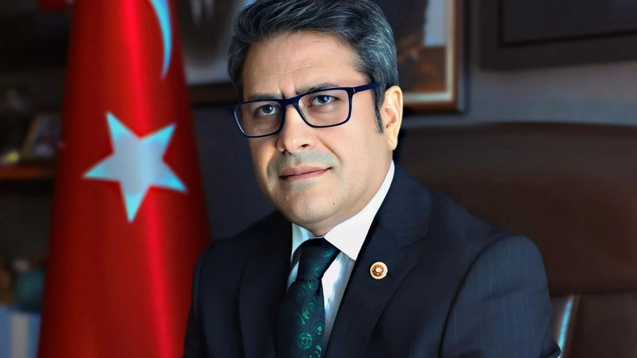 Ali Şahin'den Erdoğan vurgusu: Küresel barışın anahtarı Türkiye, lideri Recep Tayyip Erdoğan