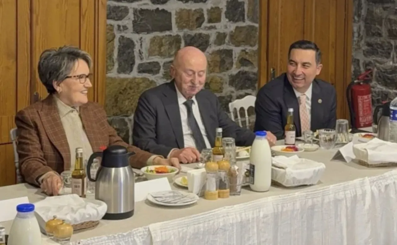 Meral Akşener'i hiç böyle görmediniz: İftar programında son hali görüntülendi