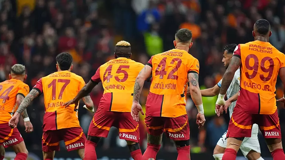 Aslan puan farkını açabilecek mi? İşte, Galatasaray-Başakşehir muhtemel 11'ler