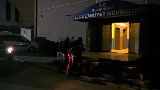 Böyle intikam görülmedi: Pijamalı kadın eski sevgilisinin evini basıp, pompalı tüfekle taradı!