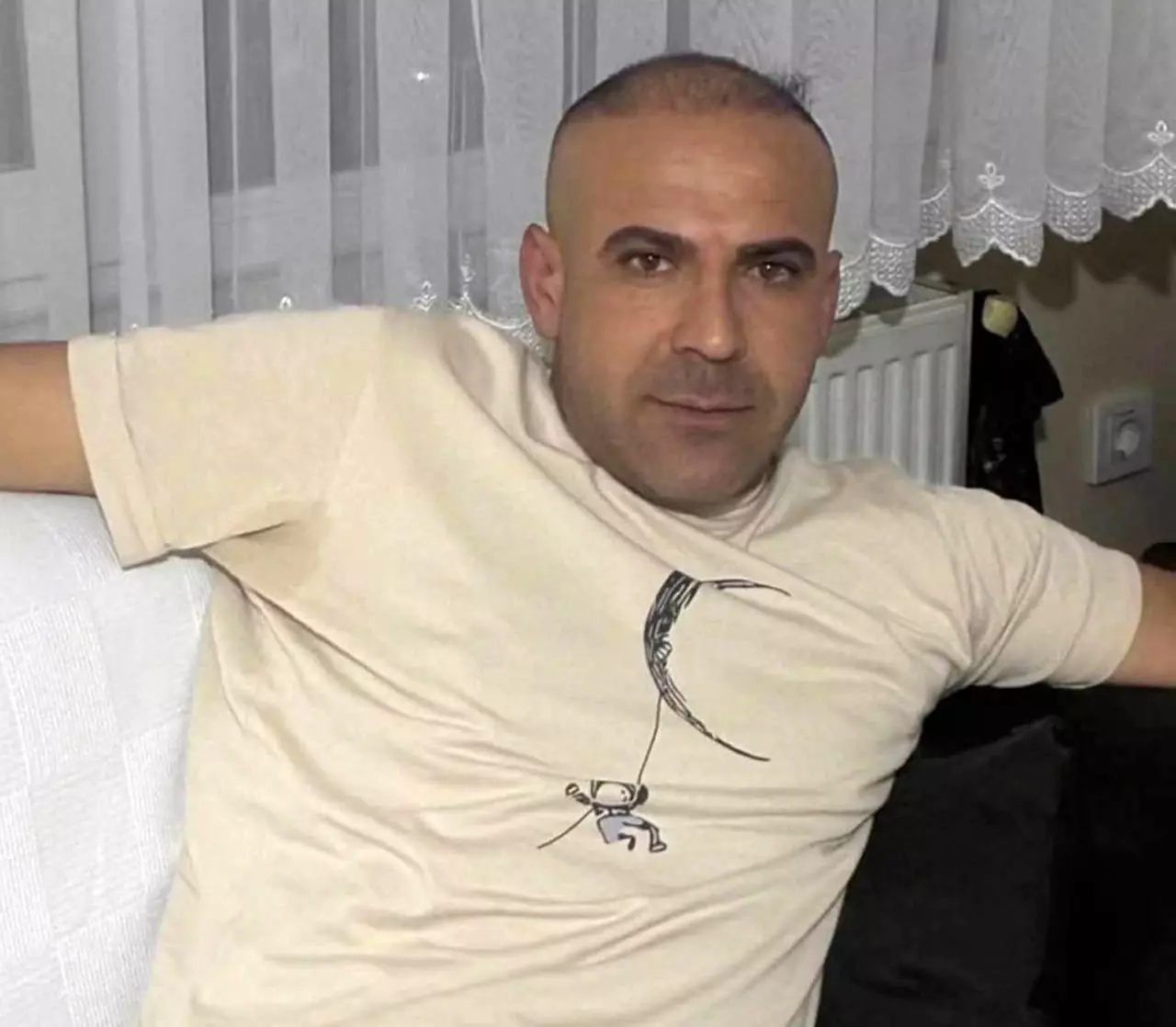 Mezarlıkta kanlı pusu: Boşanma aşamasındaki eşini anne ve babasının mezarı başında av tüfeğiyle vurdu!