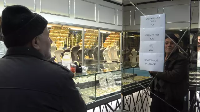 Altın almak için kuyumcuyu talan ettiler: Vallahi billahi yok, yemin ederim yok!