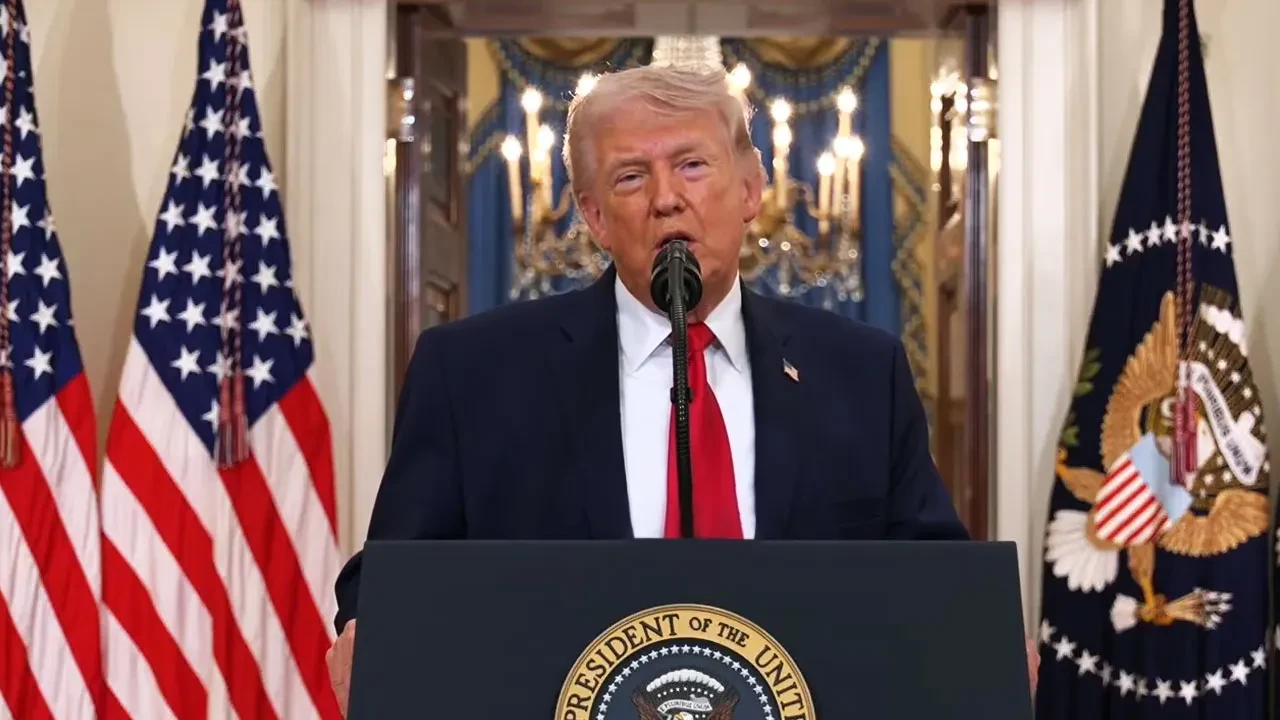 Trump'ın felaket tellallığı: 'İran'ı Taş Devri'ne geri döndüreceğiz! dedi! Petrol fiyatları fırladı!