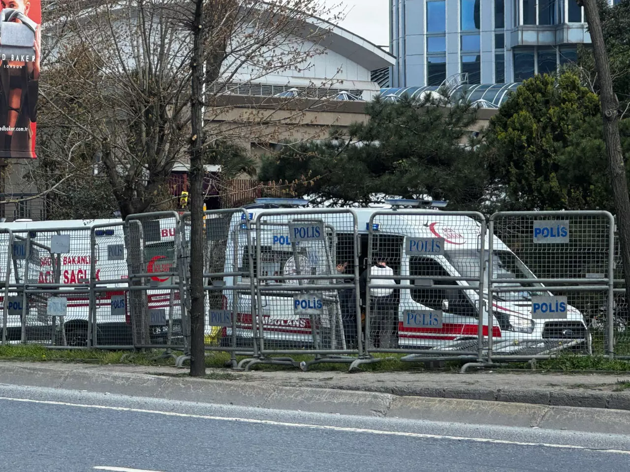 Levent'teki silahlı saldırganların kimlikleri belli oldu: İstanbul Valisi Gül'den ilk açıklama!