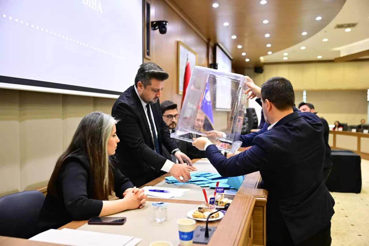 Bursa Büyükşehir’de seçim sonuçlandı: Bursa Büyükşehir AK Parti'ye geçti!