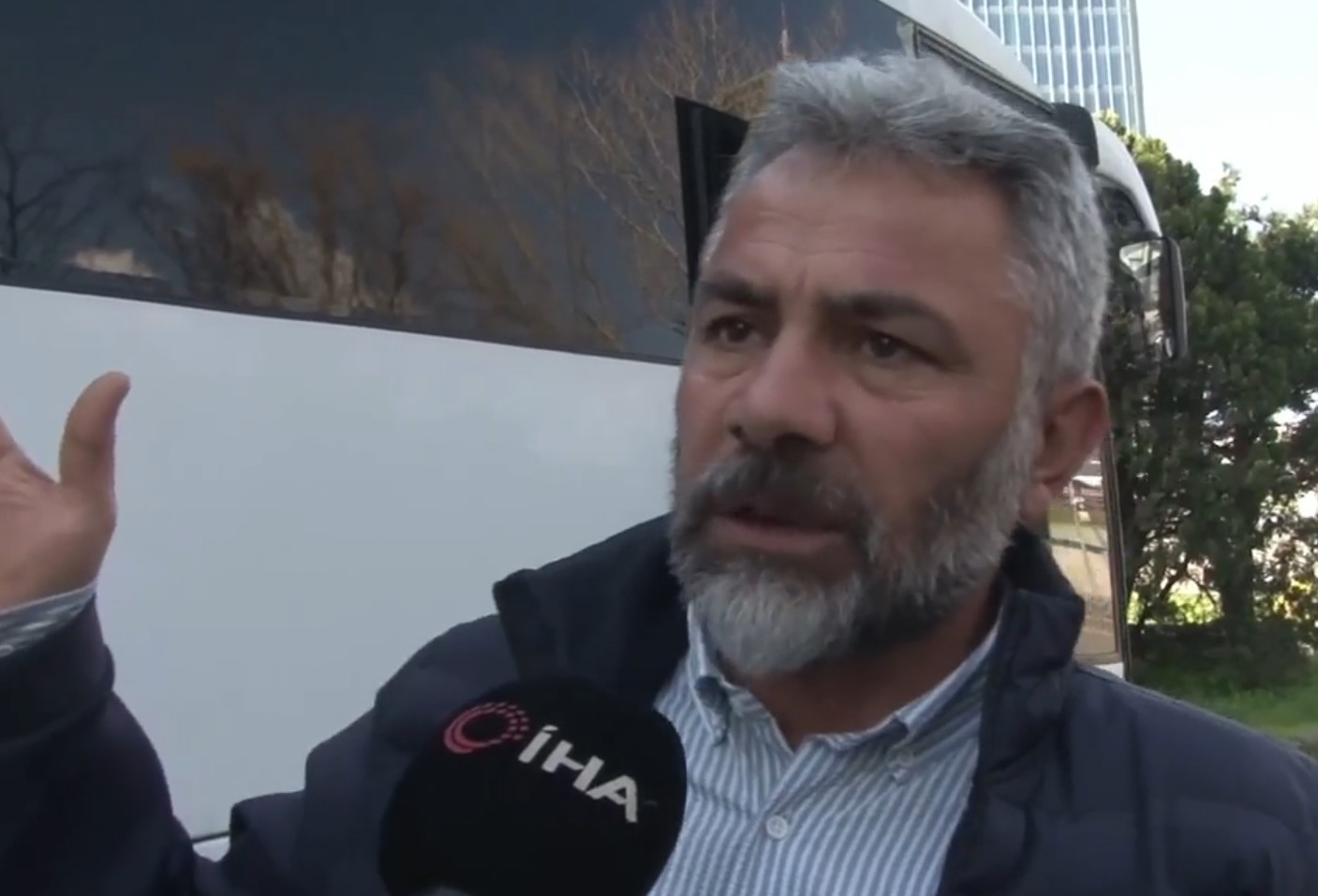 Levent'teki konsolosluk saldırısında araçları kalkan olan servisçilerden örnek mesaj: Polisimize birşey olmasın, malımız gitsin!