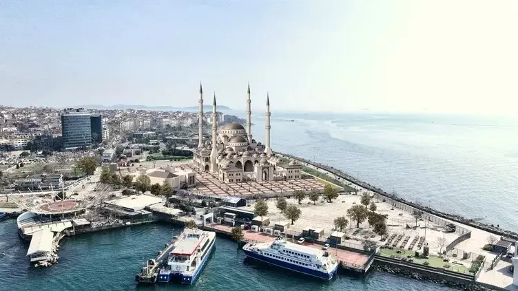 Kadıköy Rıhtım Cami'nin ilk görüntüsü ortaya çıktı: Temeli o tarihte atılıyor...