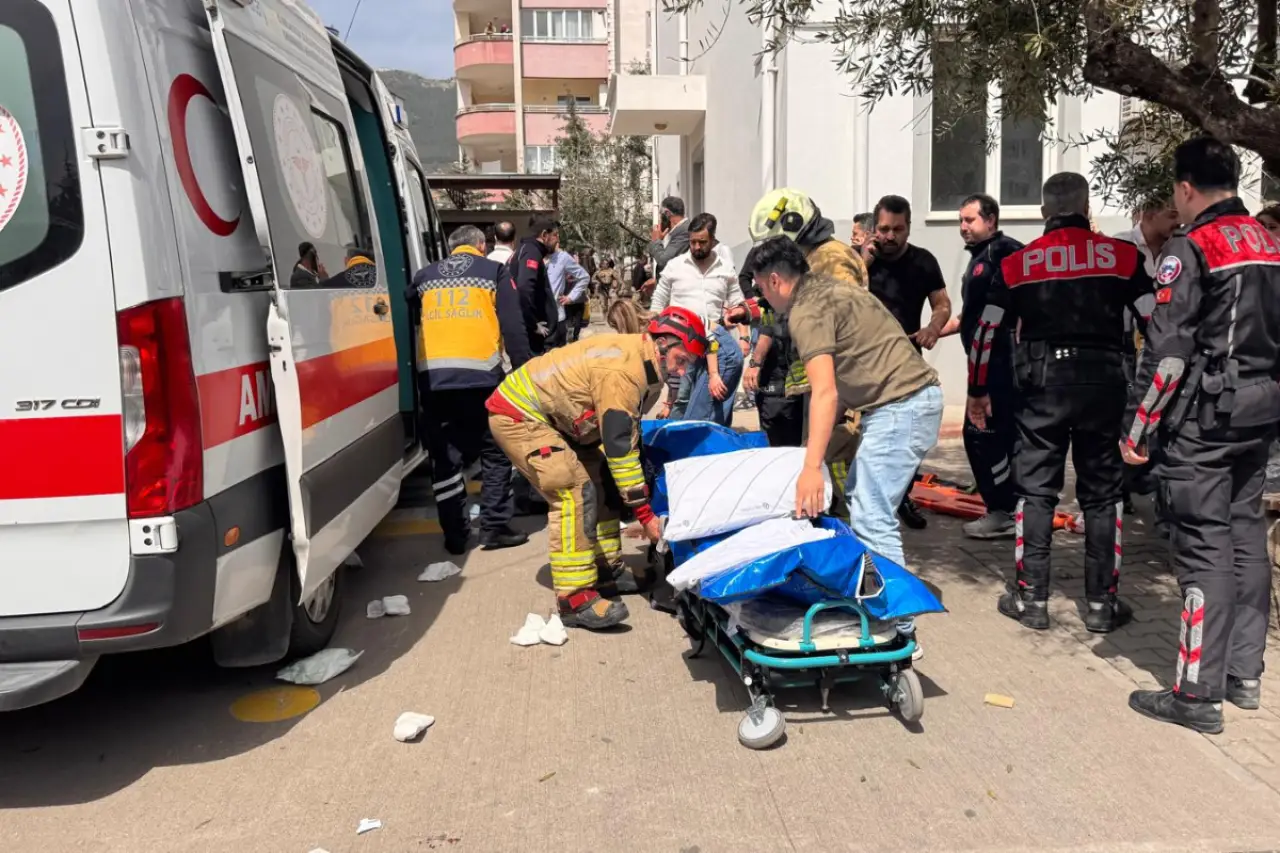  Kahramanmaraş'taki okul saldırısında, can kaybı 10'a yükseldi!