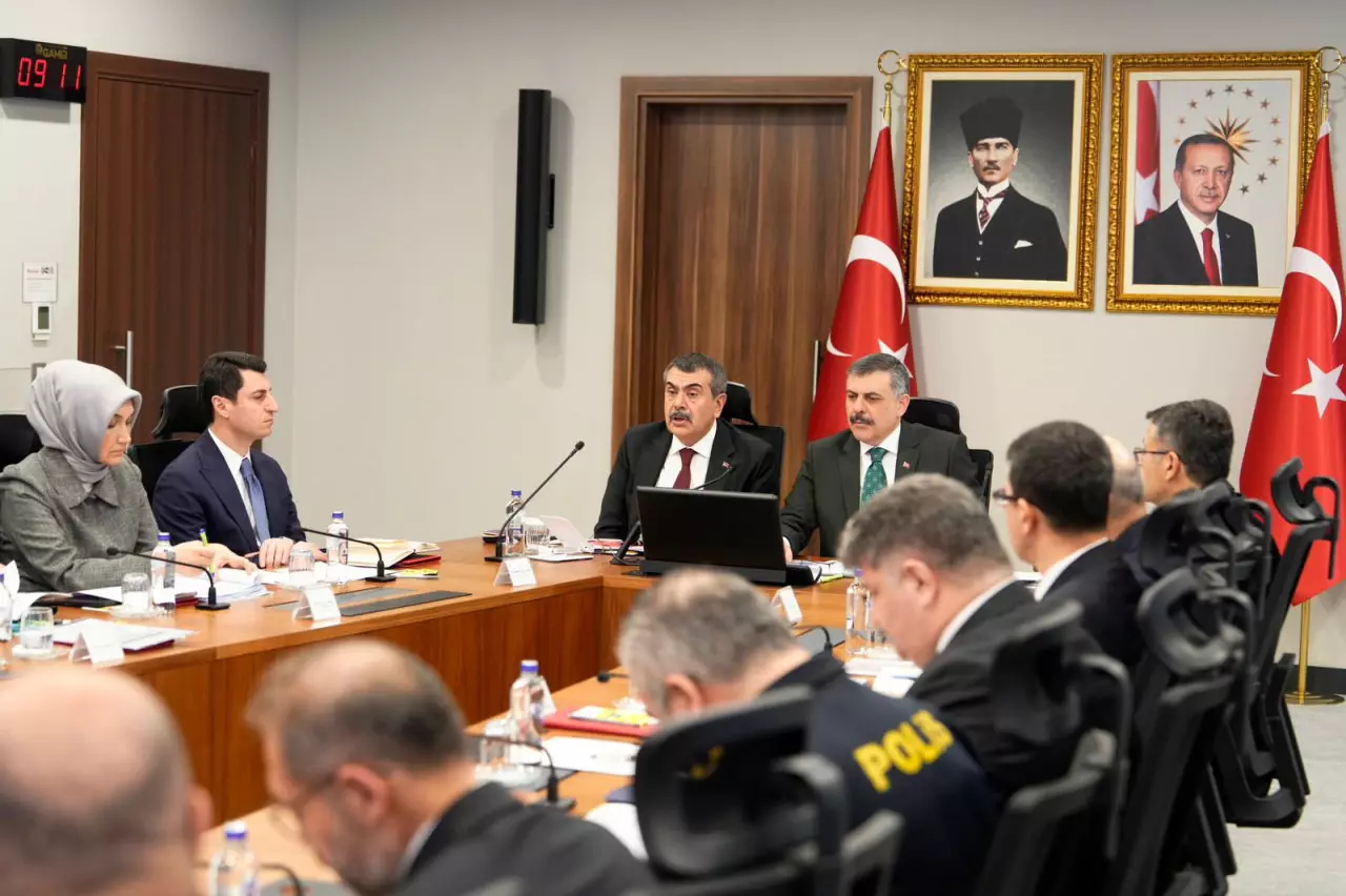 Ankara'da okul güvenliği zirvesi sona erdi: Alınacak yeni kararlar nelerdi? İşte önemli detaylar...
