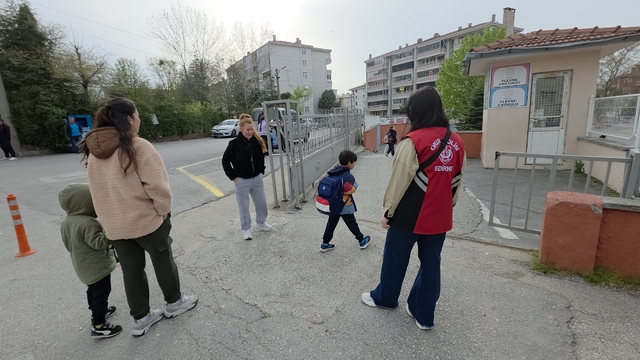 Bakan Tekin talimat verdi: Şanlıurfa ve Kahramanmaraş' psikolojik destek