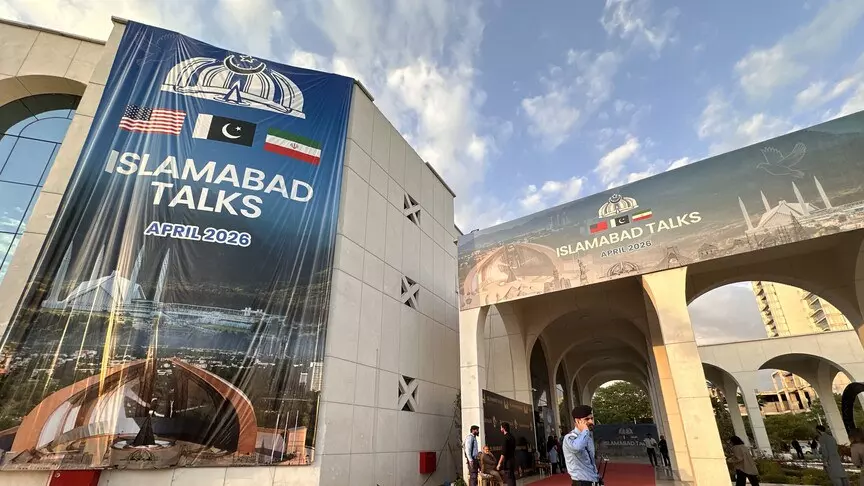 Hürmüz'ü kapatan İran'a ABD'den tehdit: Yeniden bombalarız! Arabulucu Pakistan devreye girdi