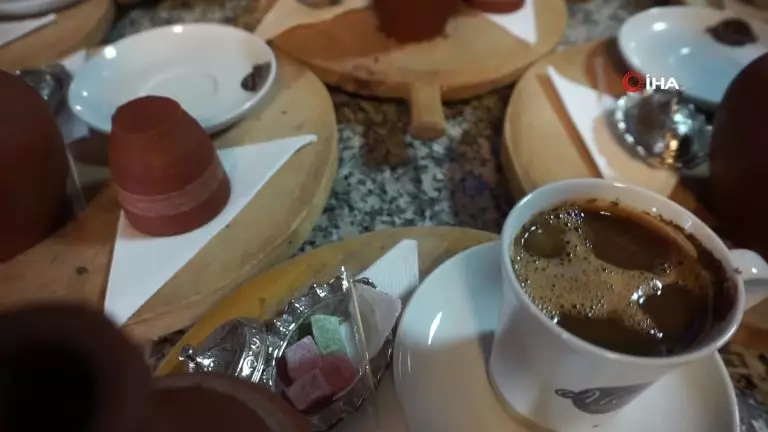 Bu şifa kahvesini hiç içtiniz mi? Yarım asırlık Çörekotu Kahvesinin şifası say say bitmiyor
