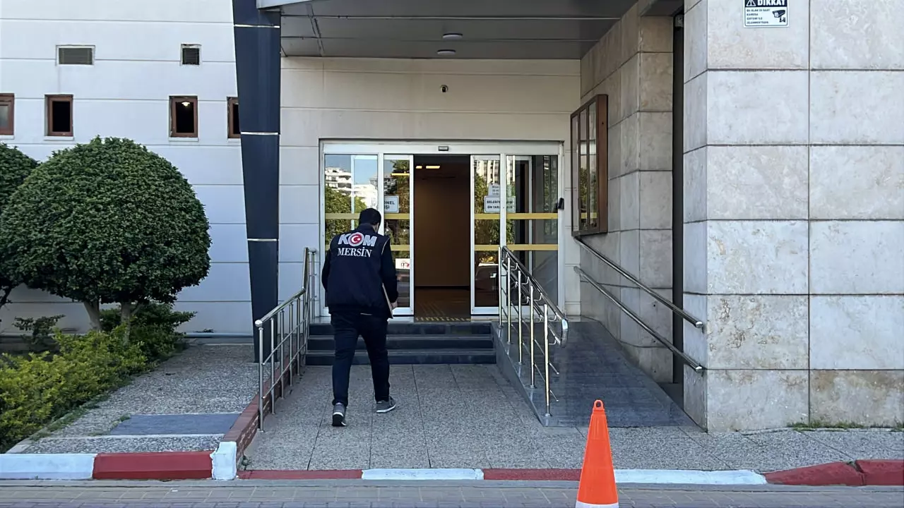 Skandal rüşvet diyaloğu ifşa oldu: CHP'li belediyede çaycı olmak tam 250 bin TL!