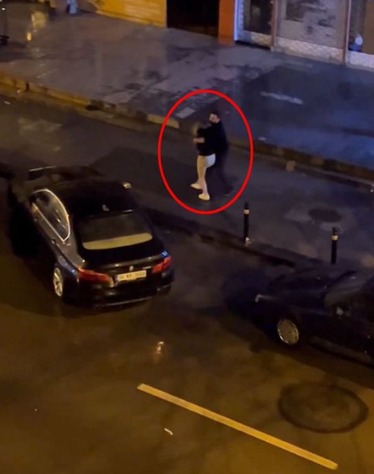 Sokak ortasında dehşet: Evire çevire dövdüğü kadını zorla araca bindirmeye çalıştı! 