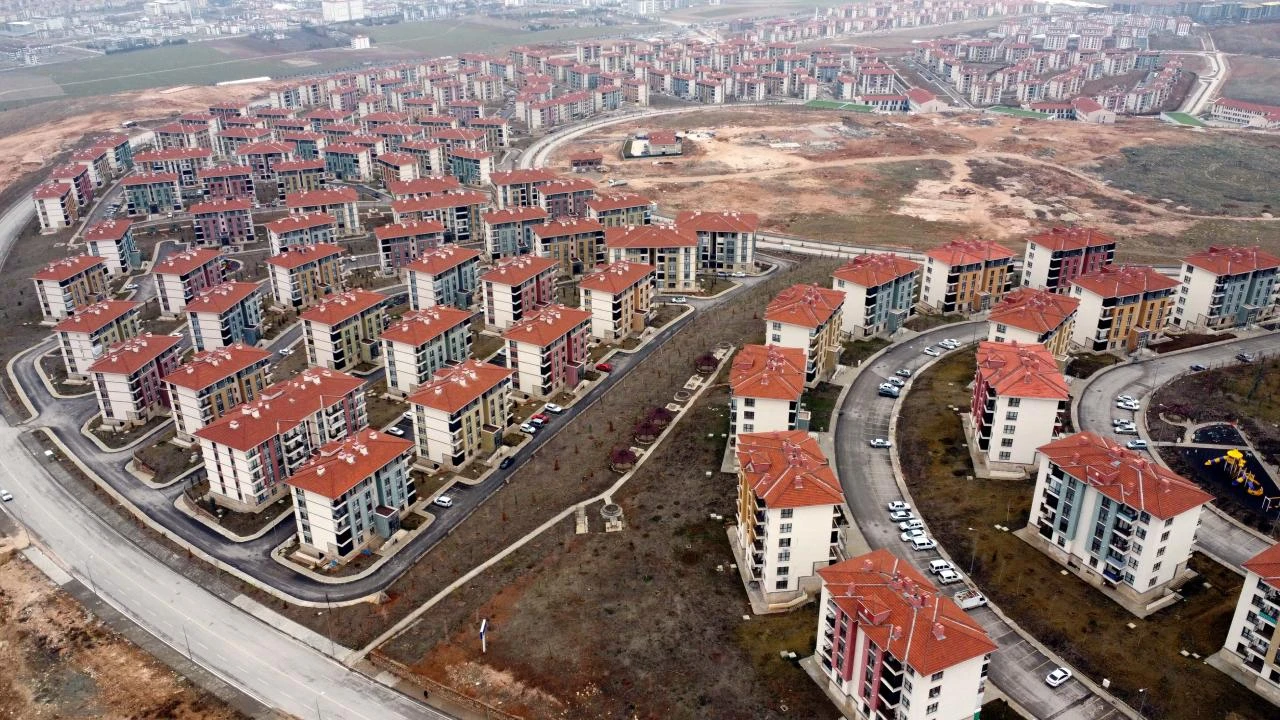 TOKİ İstanbul kura çekimi için geri sayım başladı: Yarından itibaren 3 gün sürecek