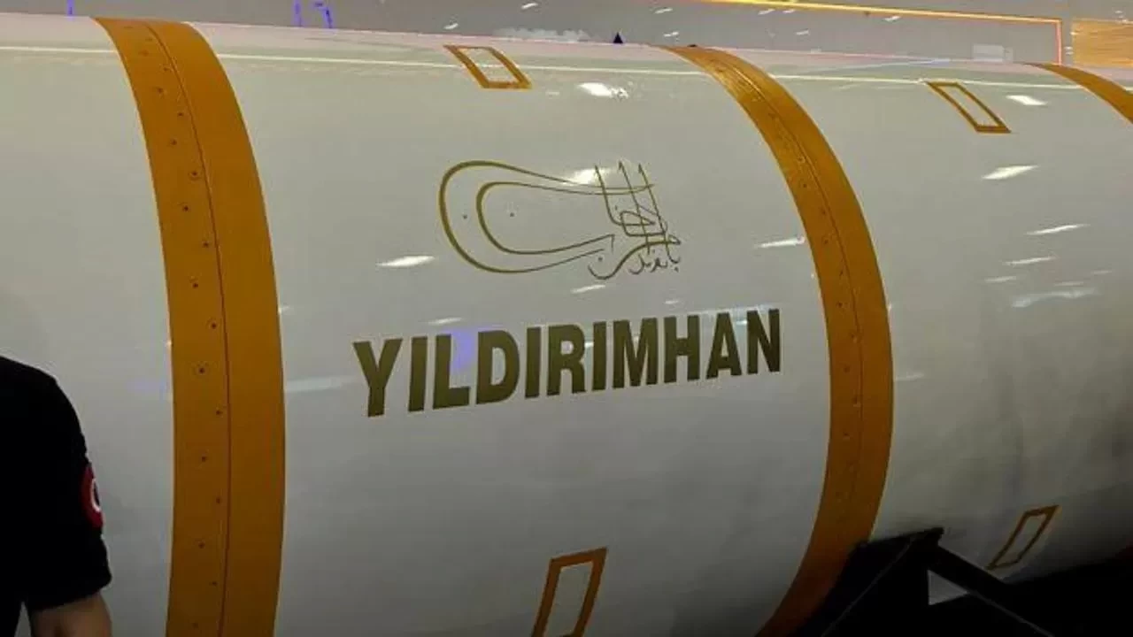 Türkiye'nin en uzun menzile sahip ‘Yıldırım Han’ füzesi tanıtıldı