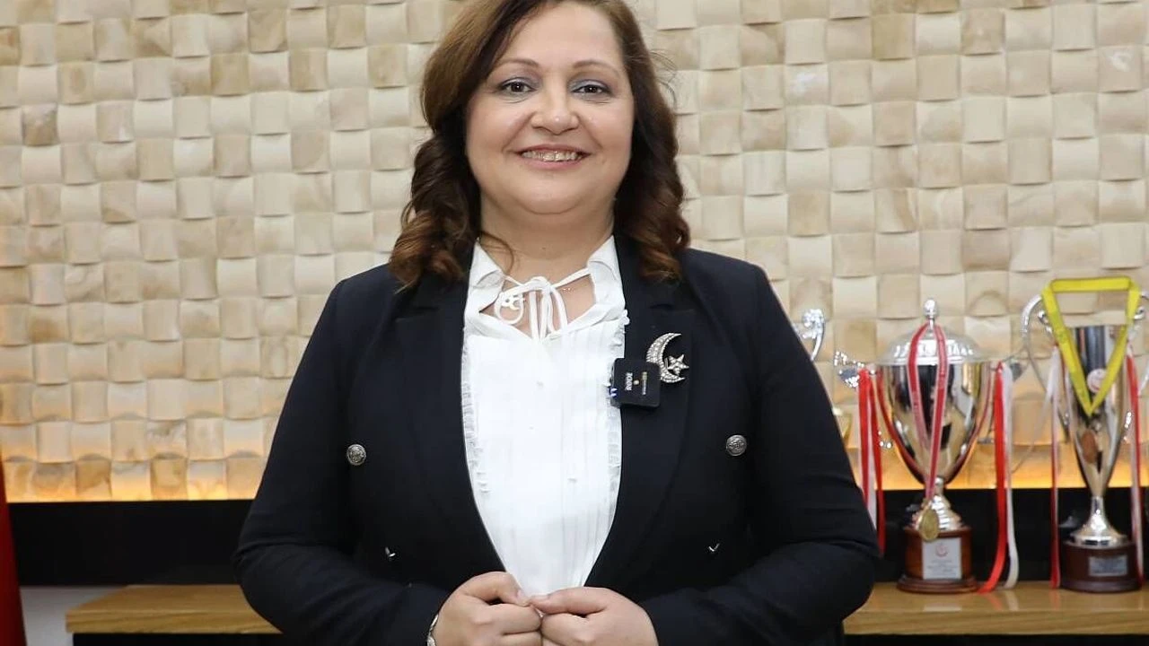 CHP' bir belediye daha AK Parti'ye mi geçiyor? CHP Afyonkarahisar İl Başkanlığı’nda hareketli saatler