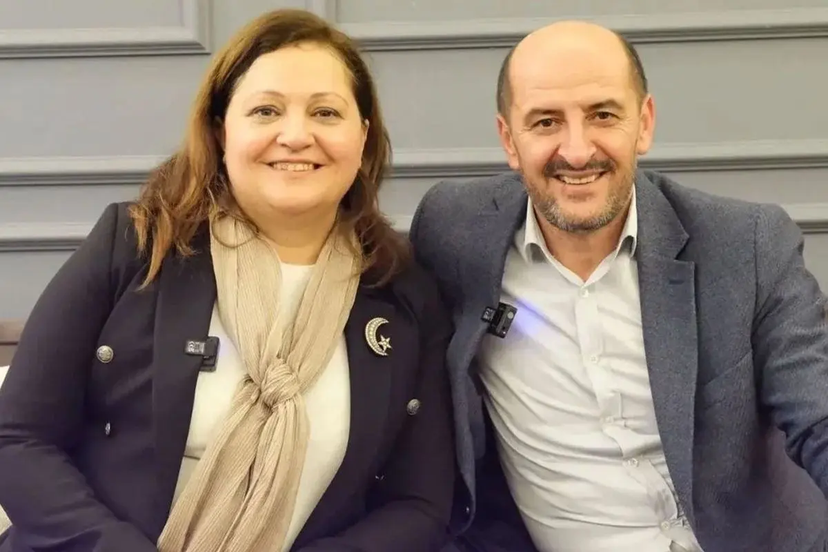 Burcu Köksal sonunda duyurdu! 'AK Parti'ye katılıyorum'