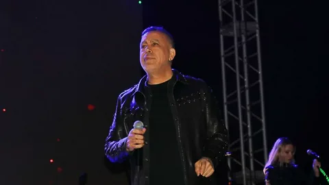 Mide kanaması geçiren ünlü şarkıcı Haluk Levent'in son durumu nasıl?