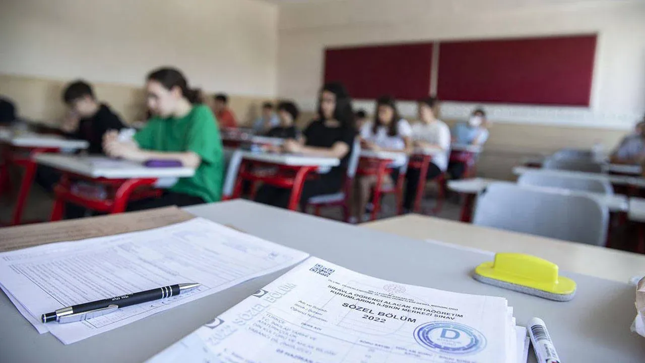 MEB'den bir ilk: LGS bu yıl tam 924 bin 191 öğrenciye dağıtacak...