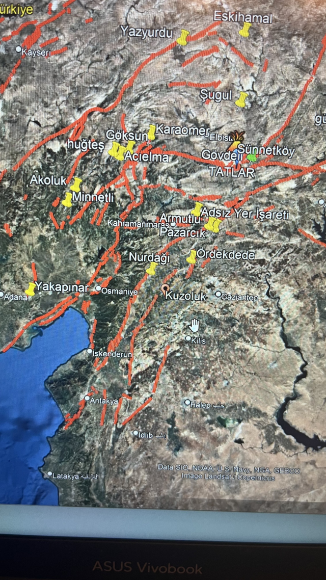 Gaziantep depremi sonrası Naci Görür'den ilk açıklama: Korkarım parçalanacak!