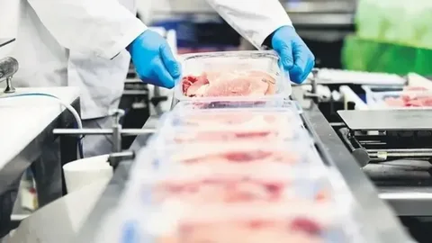 Bakanlık açıkladı: Beyaz et soruşturmasında İstanbul'daki marketlere büyük cezalar kesildi!