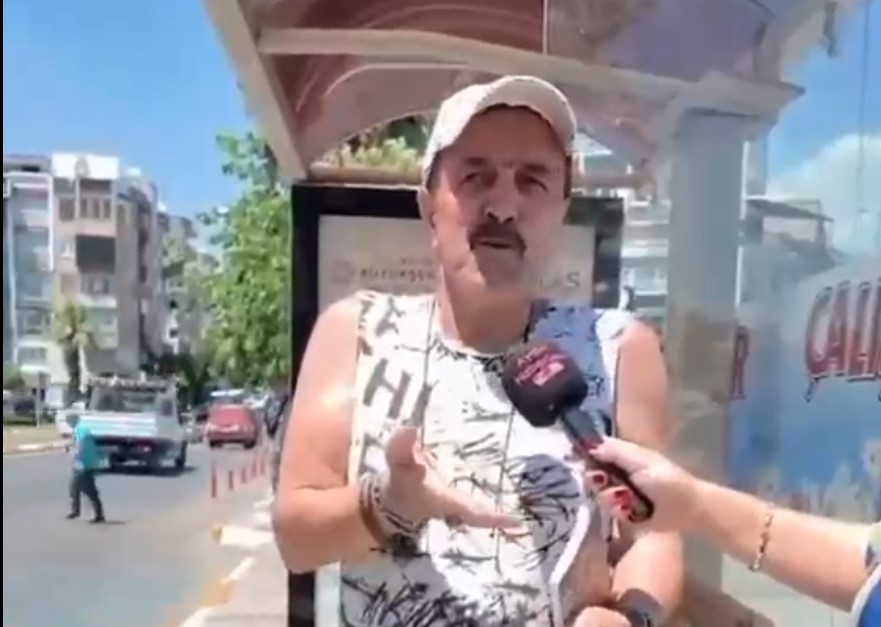 Eşini AK Parti'ye üye olduğu için boşayan adam sosyal medyada gündem oldu!