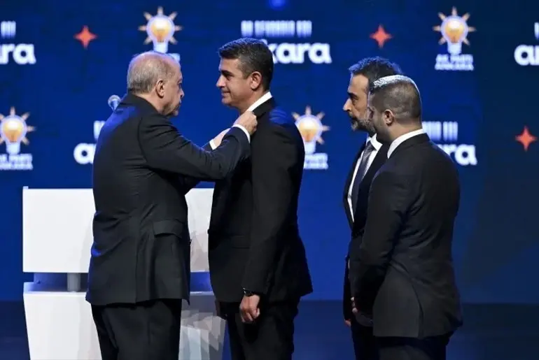 CHP’den AK Parti’ye geçen Levent Koç Mansur Yavaş açıklaması: Eteklerindeki taşları döksünler...