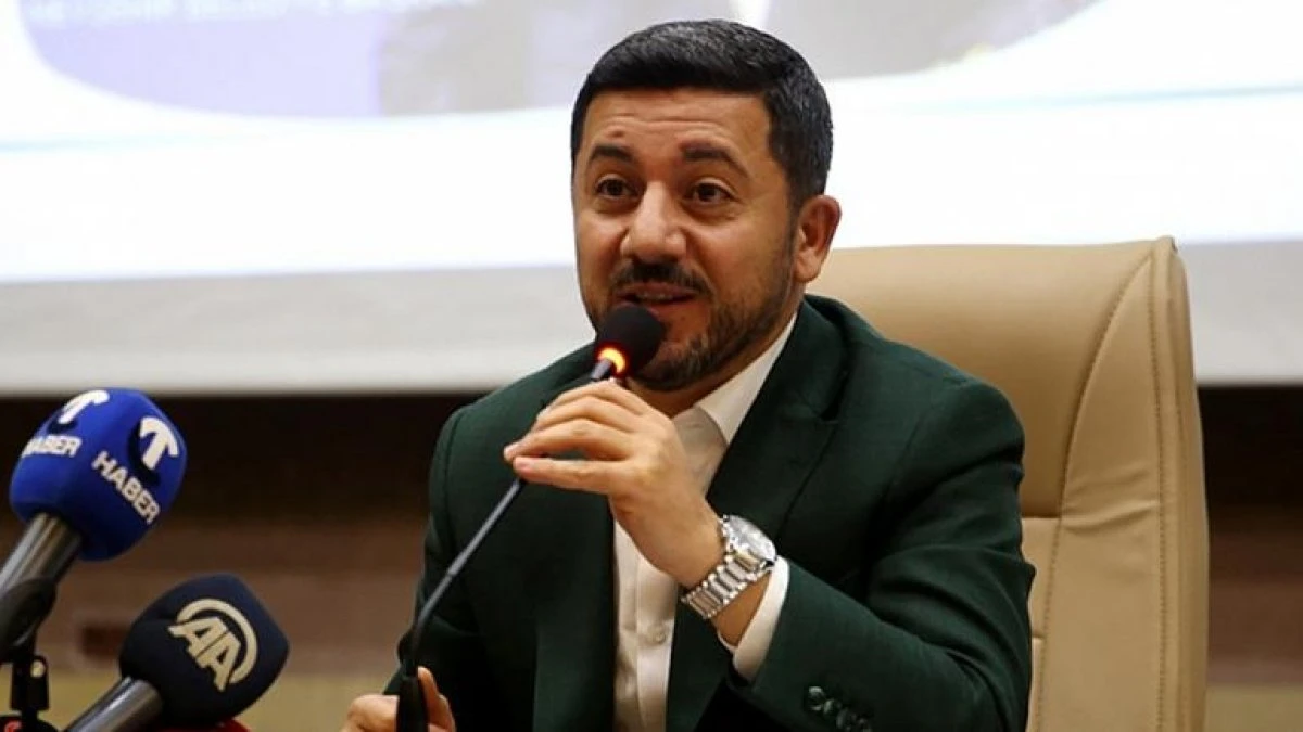 Akın akın AK Parti'ye geçişler devam ediyor: İki belediye başkanı daha AK Parti'ye katılıyor!