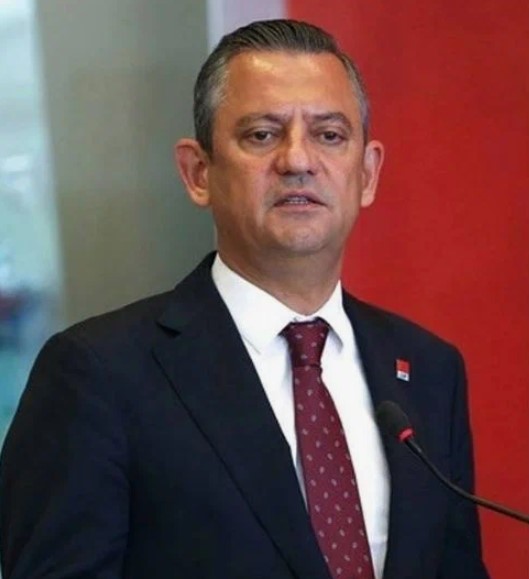 Akın Gürlek'in açtığı davası sonuçlandı: Özgür Özel 150 bin TL tazminat ödeyecek!