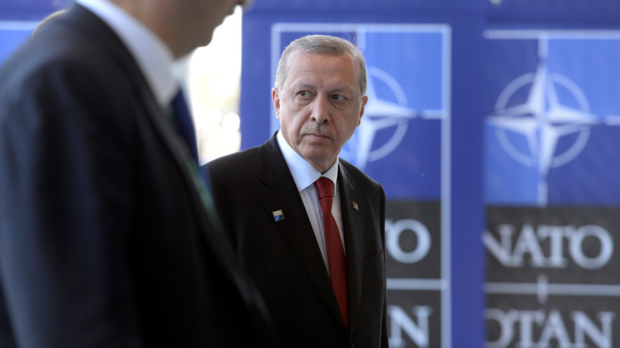 Cumhurbaşkanı Erdoğan'ın dünya liderlerine hediye ettiği silahın ilk görüntüsü ortaya çıktı