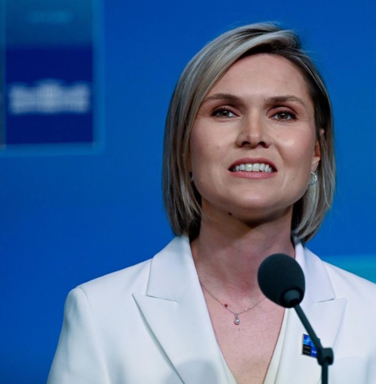 İzlanda Başbakanı Frostadottir külliyeye hayran kaldı, Türkler ona: Güzelliğiniz ve zarafetiniz ekranlarda rüzgar gibi geldi geçti...