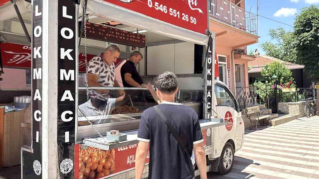 7 yıllık evliliğini bitiren adam öyle bir kutlama yaptı ki...