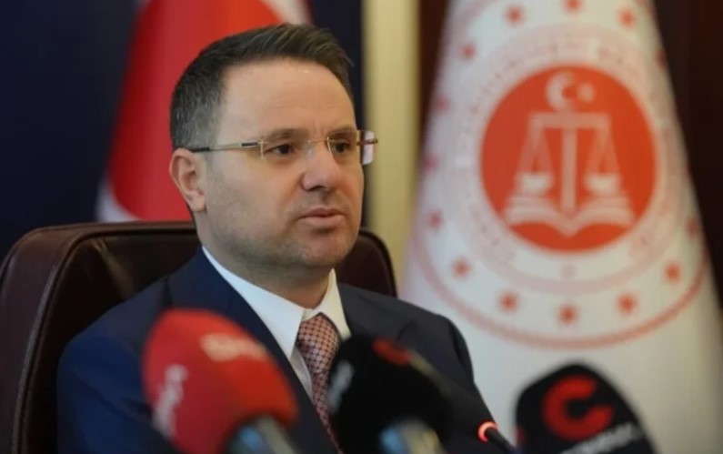 Bakan Gürlek duyurdu: FETÖ'ye yönelik 81 ilde 968 şüpheli için operasyon başlatıldı!