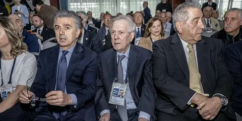 Fenerbahçe'den peş peşe istifa haberi: 7 yönetici istifa etti!