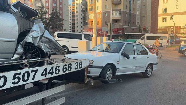 Hem suçlu, hem güçlü: Alkollü aday sürücü polisleri çileden çıkardı!