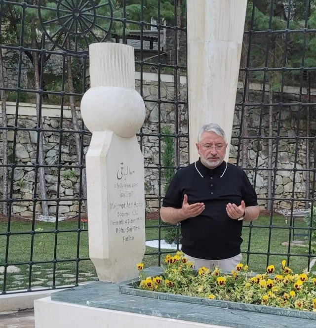 Belediye Başkanından Manifest çıkışı: Bu şehre adım atamazlar